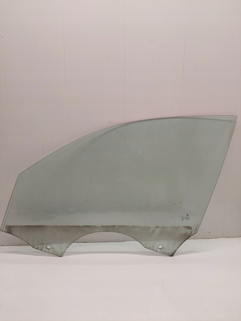 фото №1, Стекло дверь левый перед bmw f20 2012