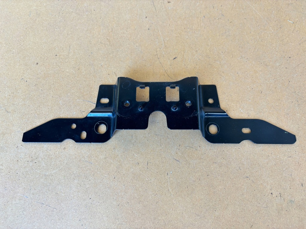 фото №1, Mazda cx5 cx-5 17- кронштейн кронштейн замка капот