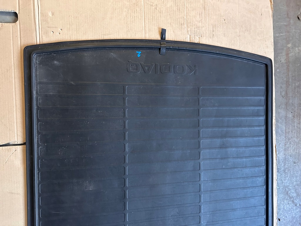 фото №11, Двусторонний обшивка багажника skoda kodiaq 565061163a