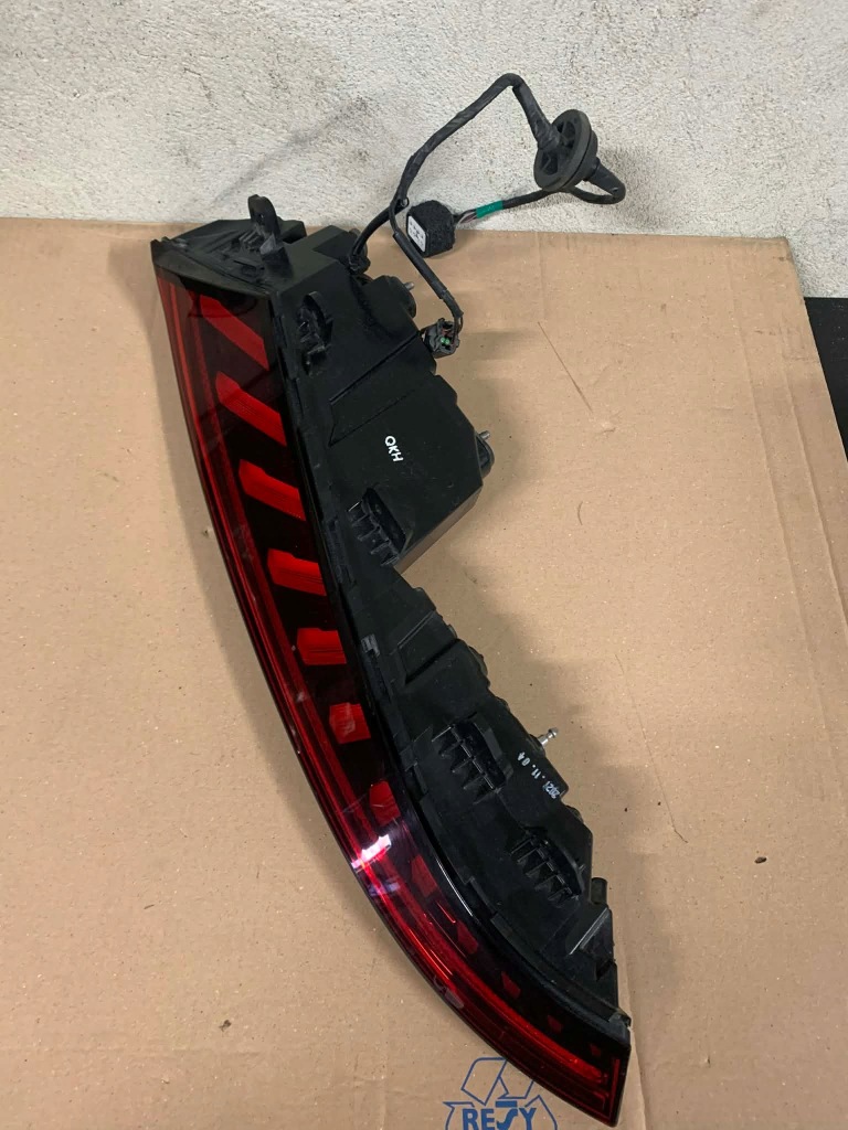 Фара праві задня правий kia ev6 ev-6 92402-cv000 92402-cv100 92402-cv050 оригінальний номер Зі Шроту