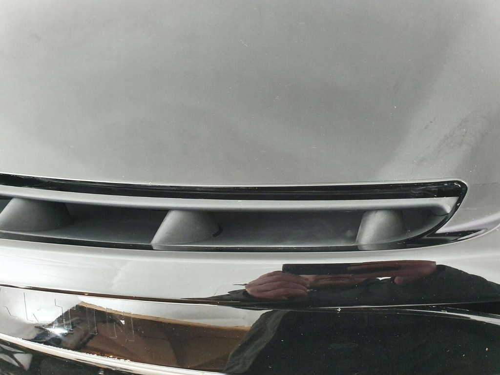 фото №7, Aston martin dbs superleggera 2018- кришка багажника задня задня