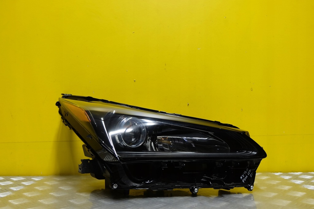 фото №1, Lexus nx nx200t nx300h 2014- фара лампа led r