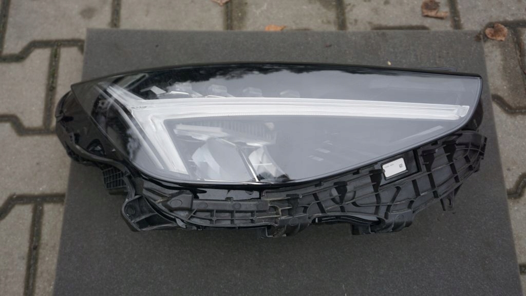 фото №1, Volvo xc40 xc-40 ii 2 lift лампа full led правая 32404666