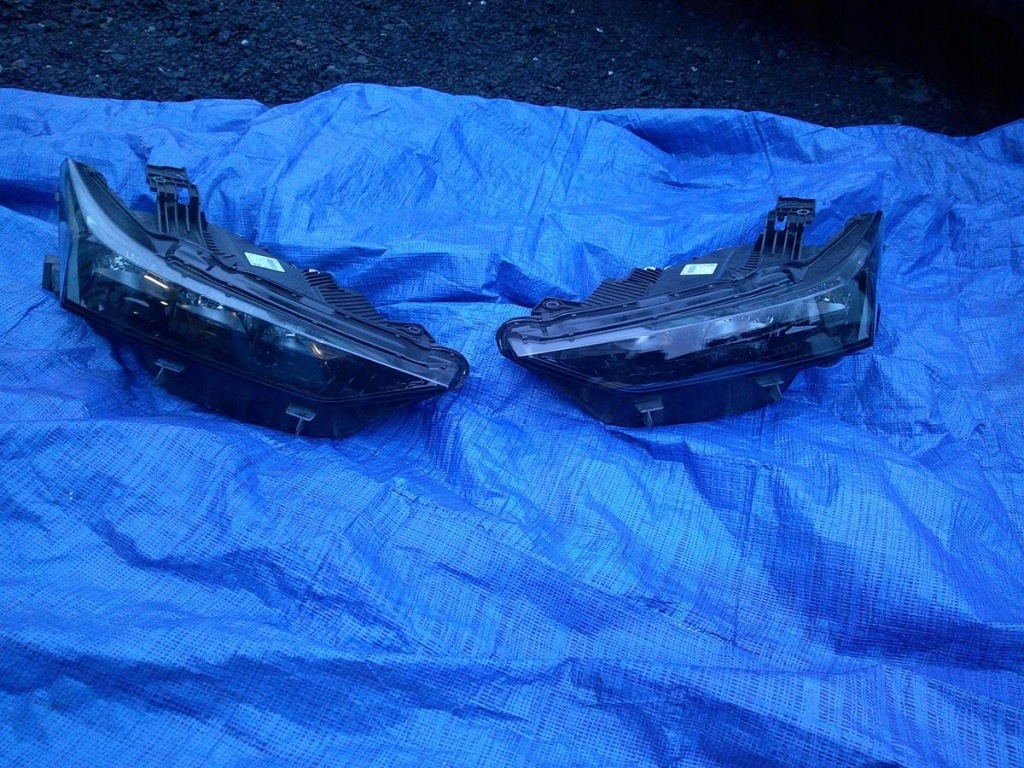 фото №1, Citroen ds4 ii crossback лампы передние левая правая полный idealne