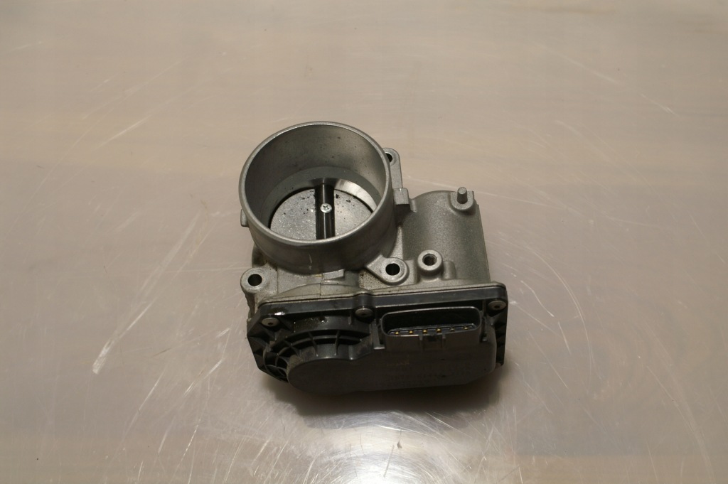 фото №1, Mazda cx5 дросельна заслінка pe01 13640b