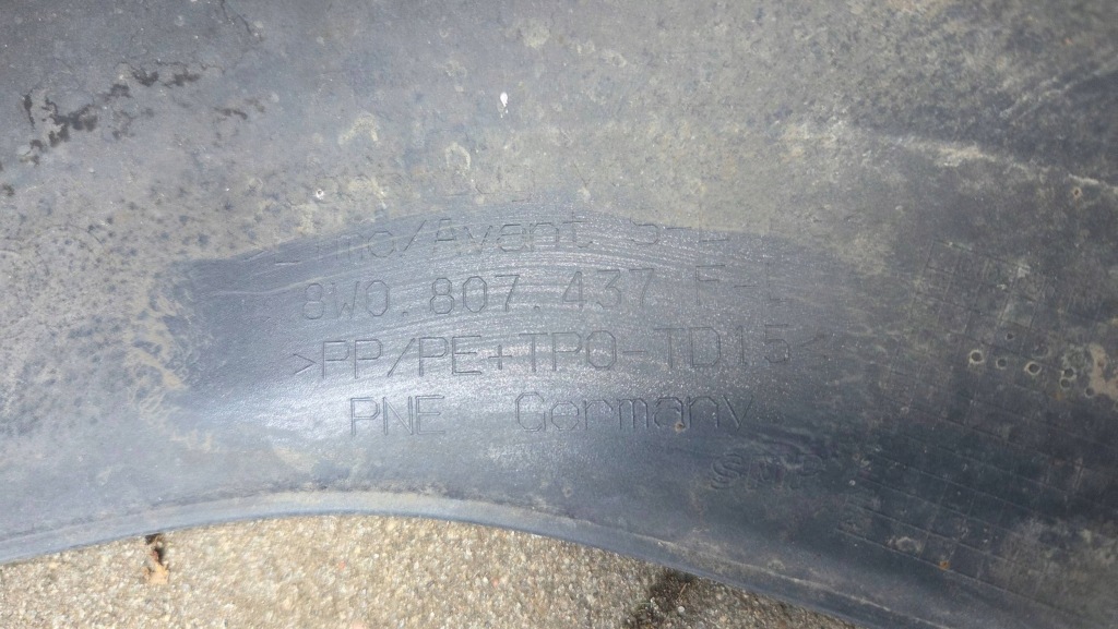 Audi a4 b9 8w0 s-line 15-19 бампер перед передний 8w0807437f Цена