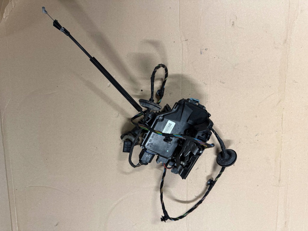 фото №1, Skoda roomster 5j замок дверь левый задняя 5j7839015b