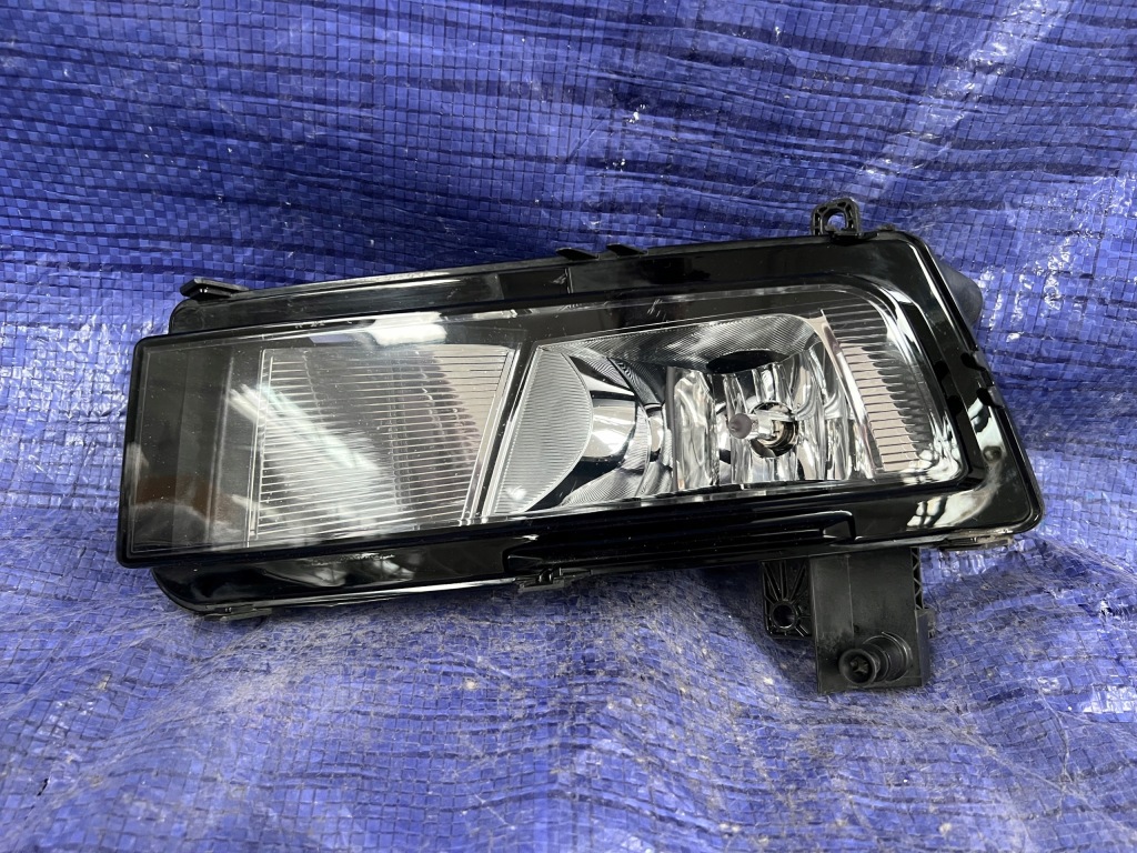 фото №1, Vw touran ii 15- 5ta лівий протитуманна фара