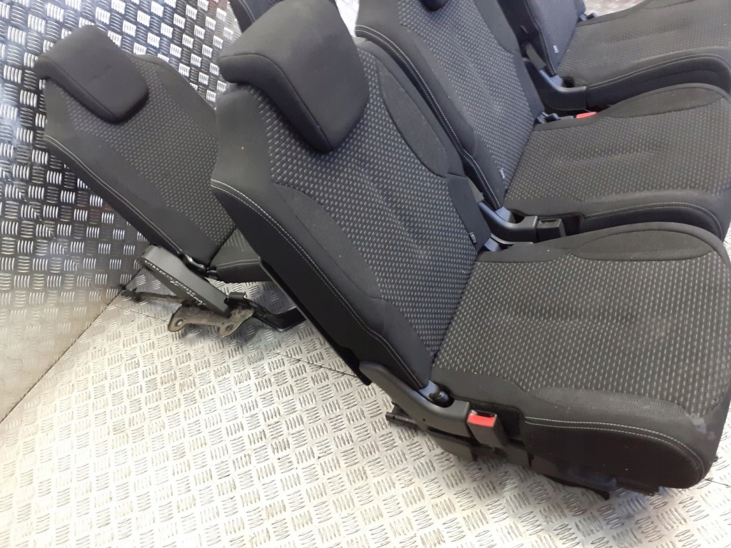 фото №12, Сиденья заднее сиденье + обшивки i задний ряд citroen c4 picasso 1.6 hdi