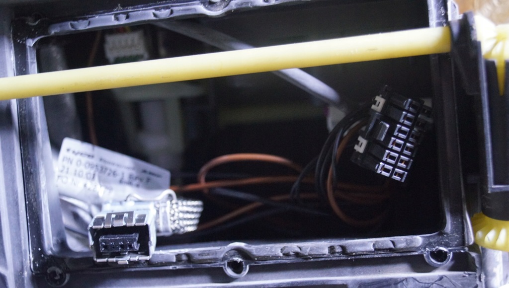 фото №12, Vw touareg 7l лампа ліва перед ксенон eu