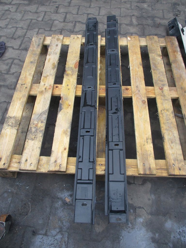 фото №1, Mercedes w164 молдинг поріг кронштейн поріг поріг