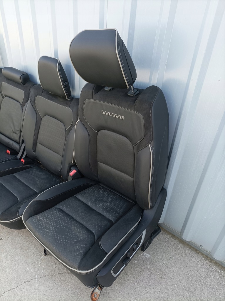 фото №13, Dodge ram 19- сиденья комплект laramie usa