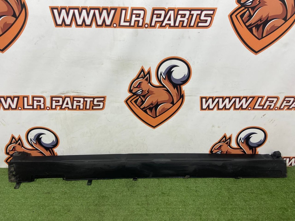 фото №1, Молдинг порог правая jaguar i-pace x590 j9d3-101d57-ab