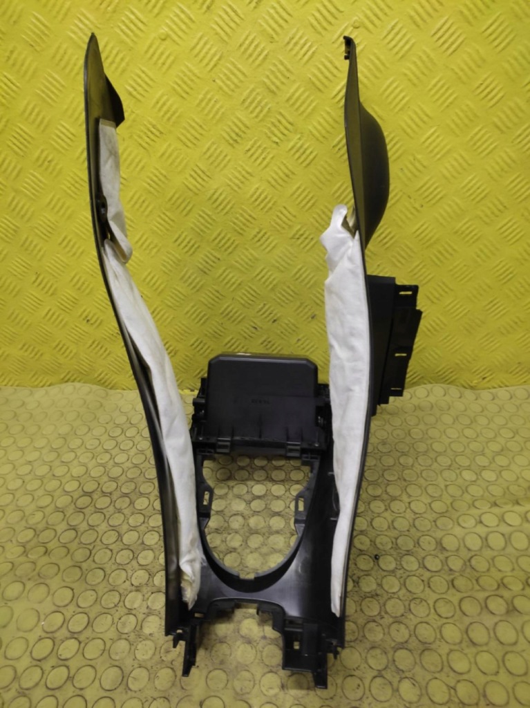 Honda civic viii ufo туннель средний бардачок с Разборки