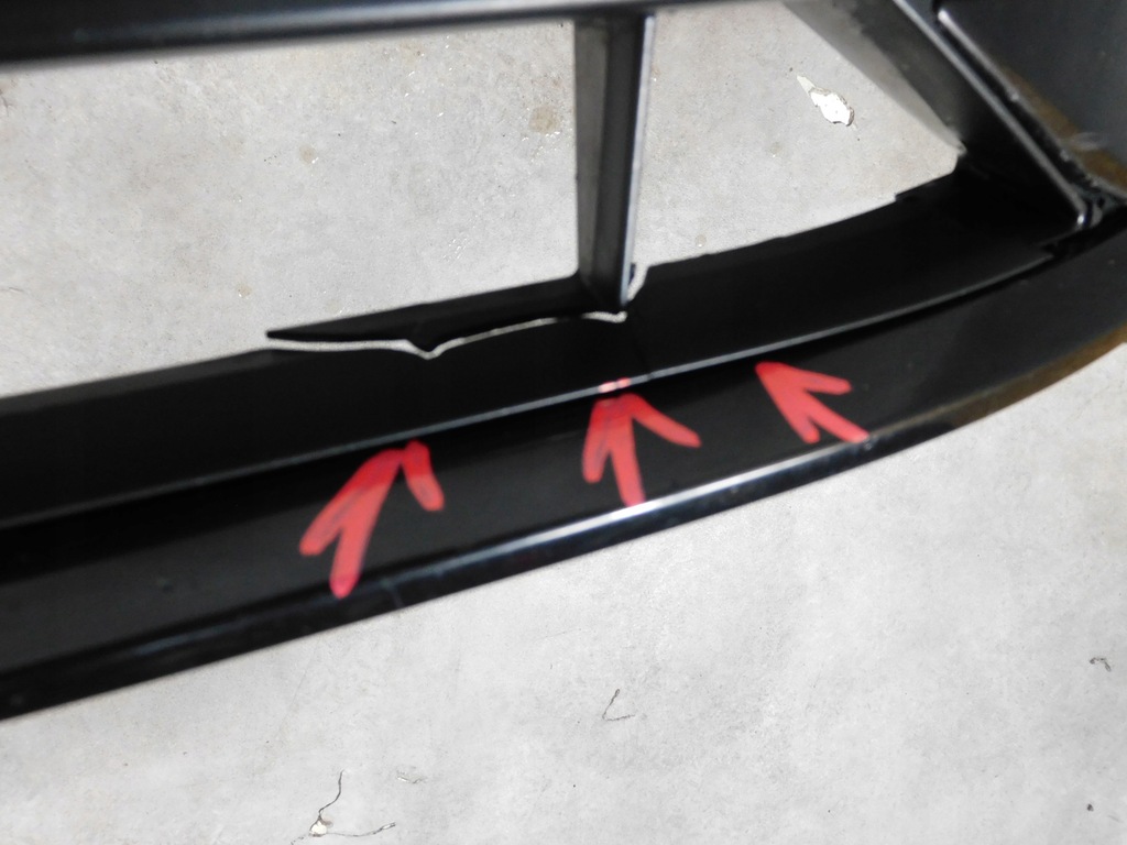 фото №10, Audi a1 82a бампер перед передний решётка радиатора решётки