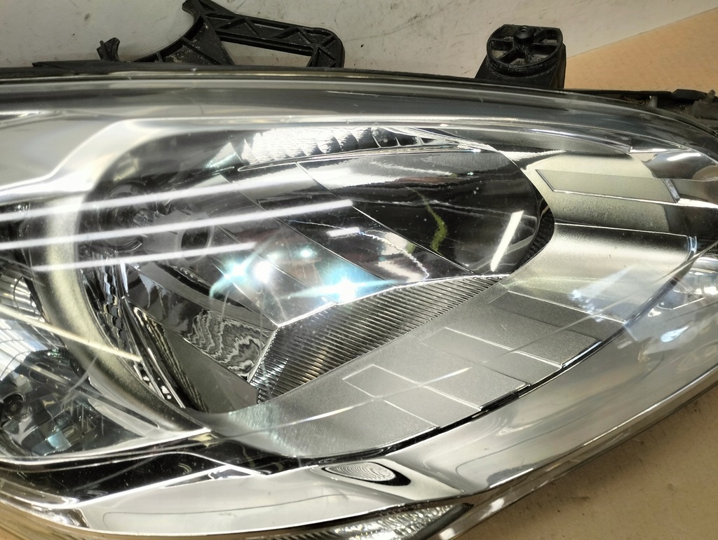 фото №8, Лампа перед передня права citroen berlingo iii uk