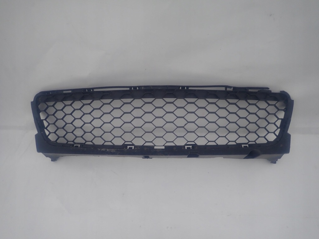 Купить Mazda 3 i sedan lift 06-09 решётка бампера перед