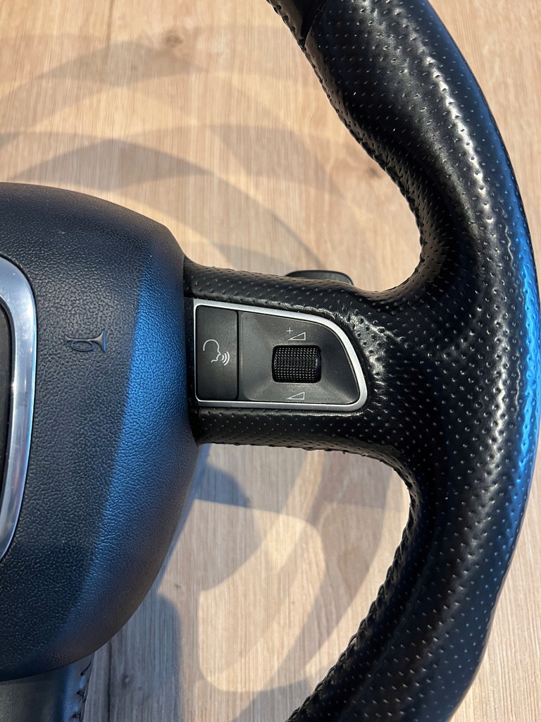 фото №7, Воздуховод трёхспицевая лепестки переключения f1 ii lift хром audi a8 s8 d3