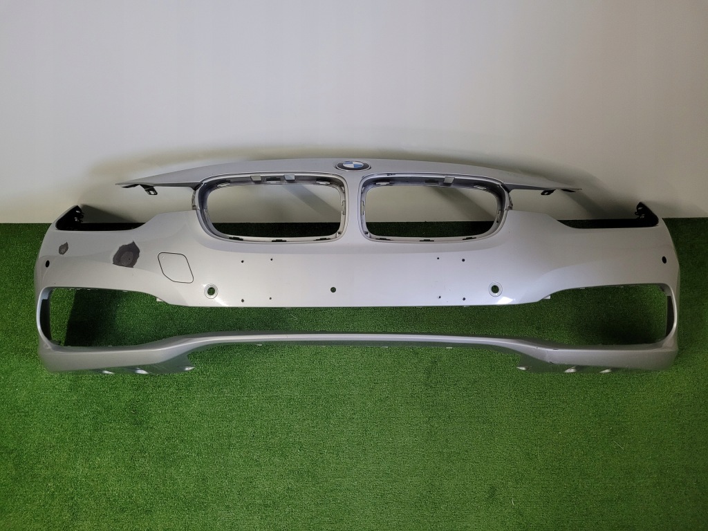 Купити Bmw f30 f31 lci рестайлінг  бампер перед передній