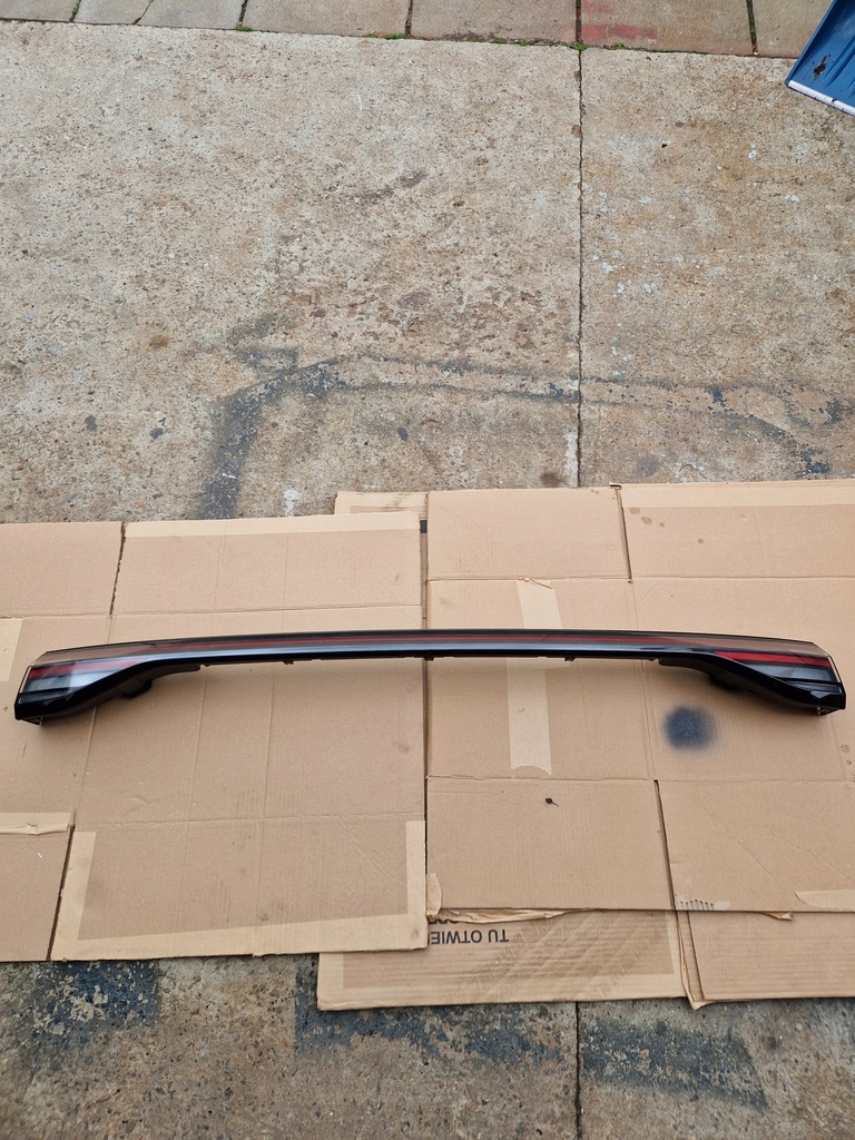 фото №12, Лампа задняя led vw id. buzz 1t3945307 центральная