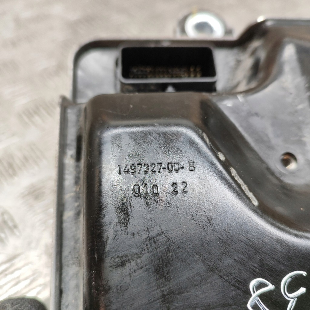 фото №7, Tesla model y 2022 блок керування / модуль комфорту