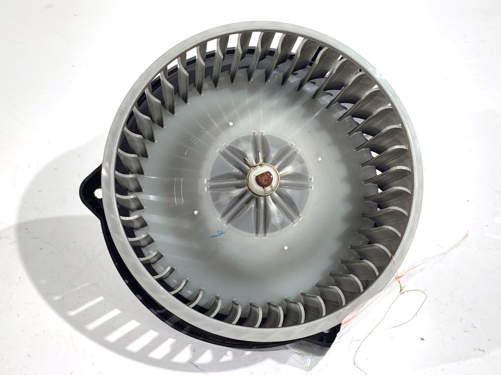 фото №1, Повітродувка обдув toyota avensis t25 0130101602 вентилятор