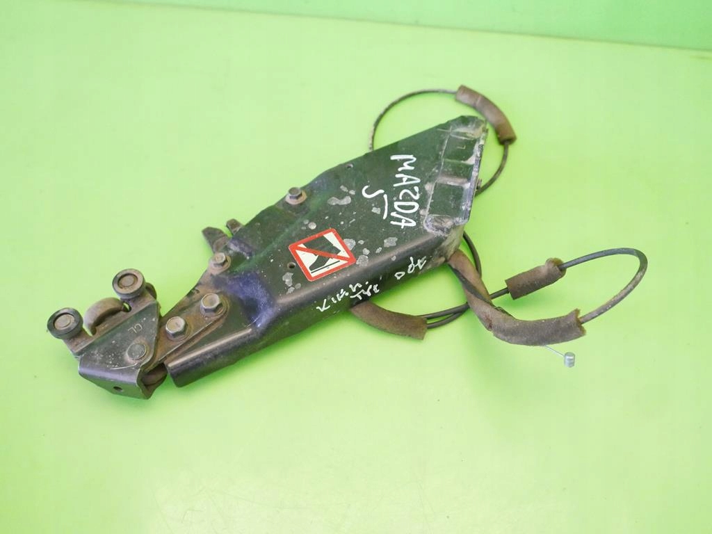 фото №1, Ролик дверь левая задняя dół нижняя mazda 5 i cr 05-07