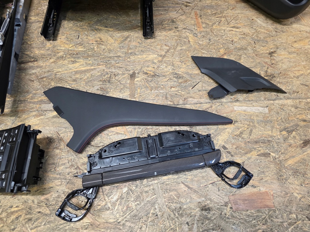 фото №16, Porsche boxster cayman 982 сиденья обивка середина салон кожа gts 718 el