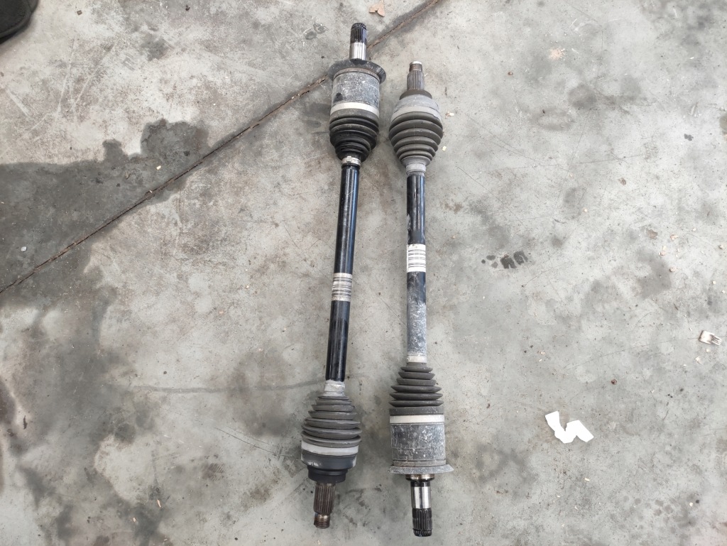 фото №1, Bmw 3gt f34 2013 привідний вал задня ліва права