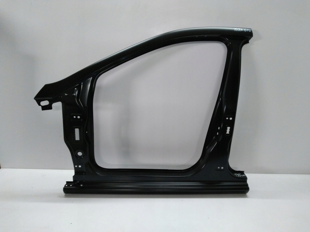 фото №1, Seat ibiza v 6f0 порог блок двигателя левый 18-24