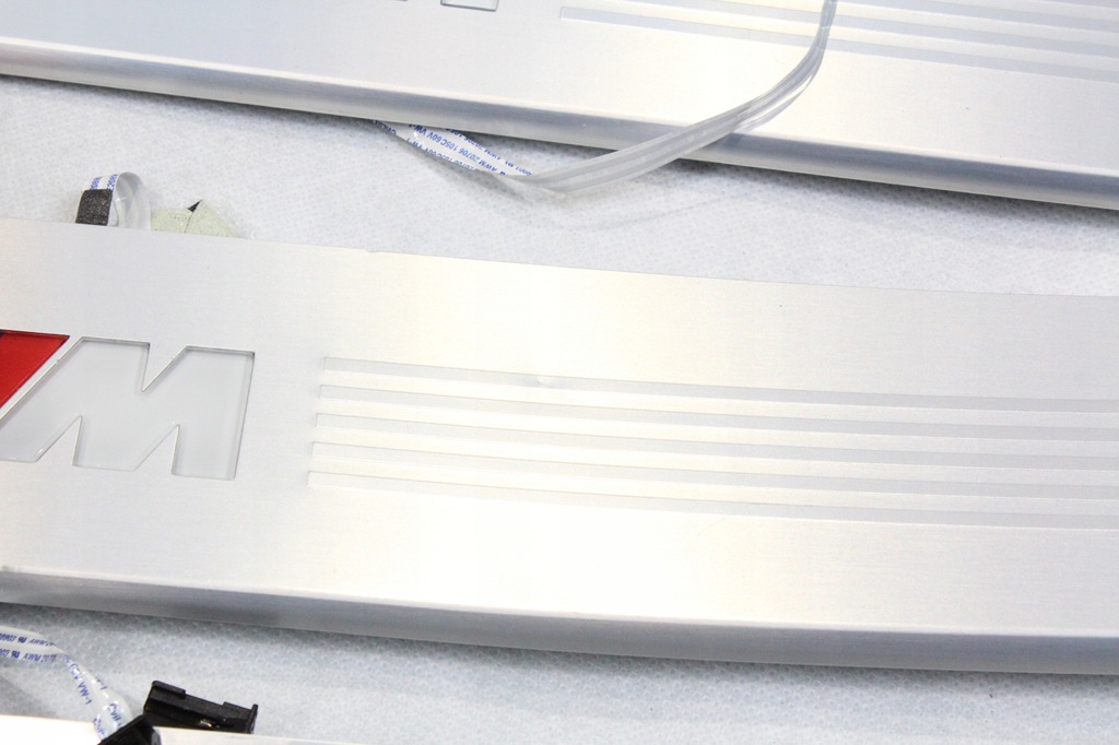 фото №13, Накладки пороговые декоративные mpakiet bmw g11 lci