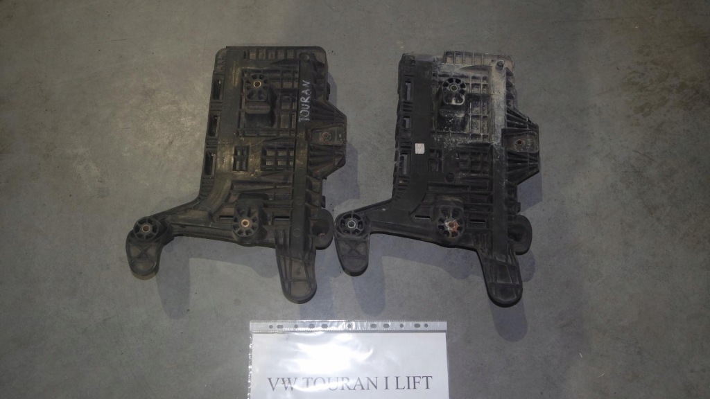 Купить Основание аккумулятор vw touran 1 2.0 fsi 1k0915333