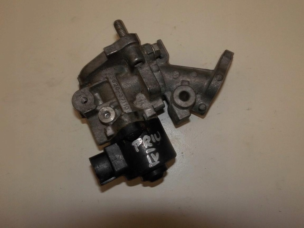 фото №1, Клапан egr toyota prius 25620-37110