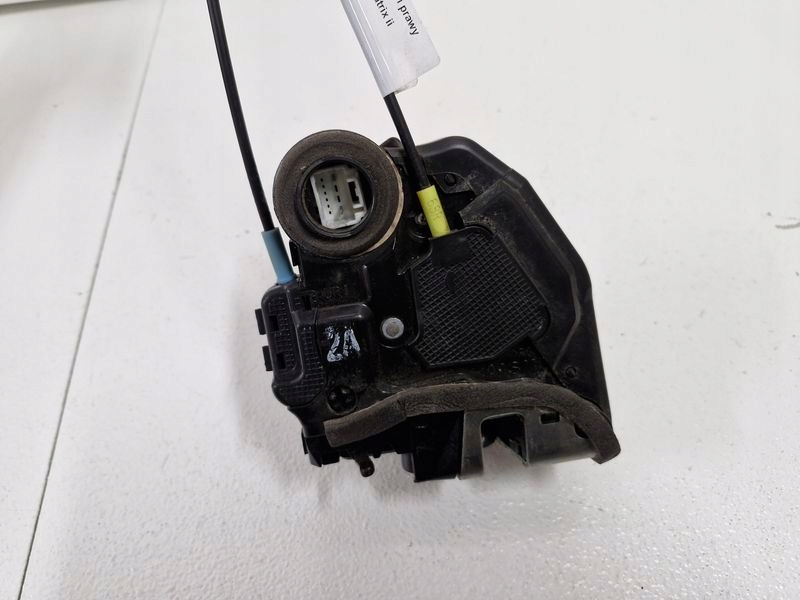 фото №6, Toyota matrix 2 ii e140 замок двері правий задня задній