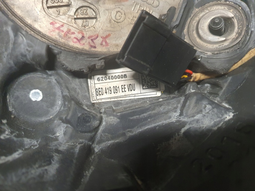 фото №5, Audi a4 b7 воздуховод multi кожа alcantara трёхспицевая dtm 75