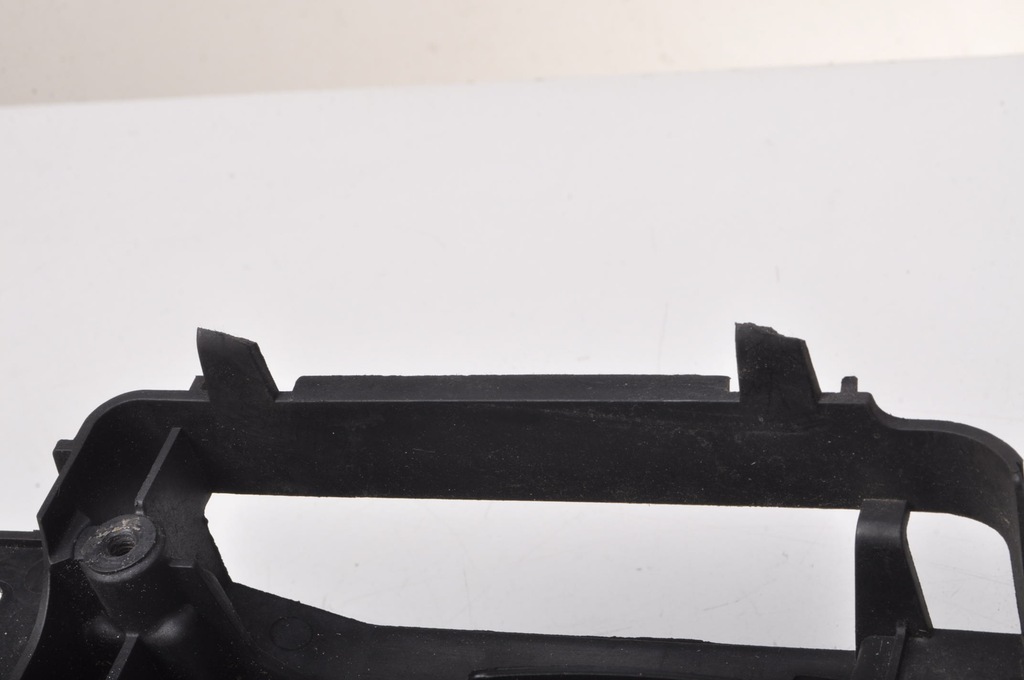 фото №6, Audi a4 b7 2.0 d вентилятор радіатора 8e0121205ae