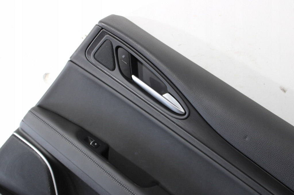 фото №4, Обшивка оббивка двері правий задня stelvio veloce