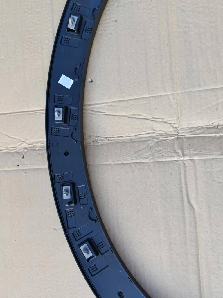 фото №8, Молдинг крыла передний перед правая alfa romeo junior 2024- датчик pdc