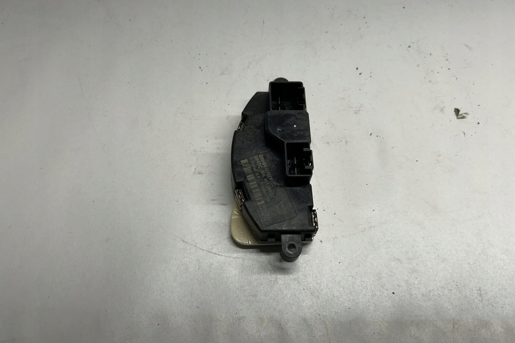 фото №9, Резистор отопителя dodge challenger coupe 5hl011266 3.6l бензиновый 227kw