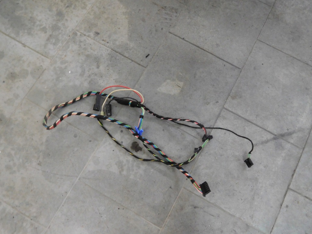 Купити Електропроводка вентилятора sprinter 906 311 2.2 16r.