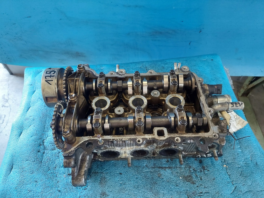 фото №1, Головка citroen c1 2008 r 1.0 b 1krfe