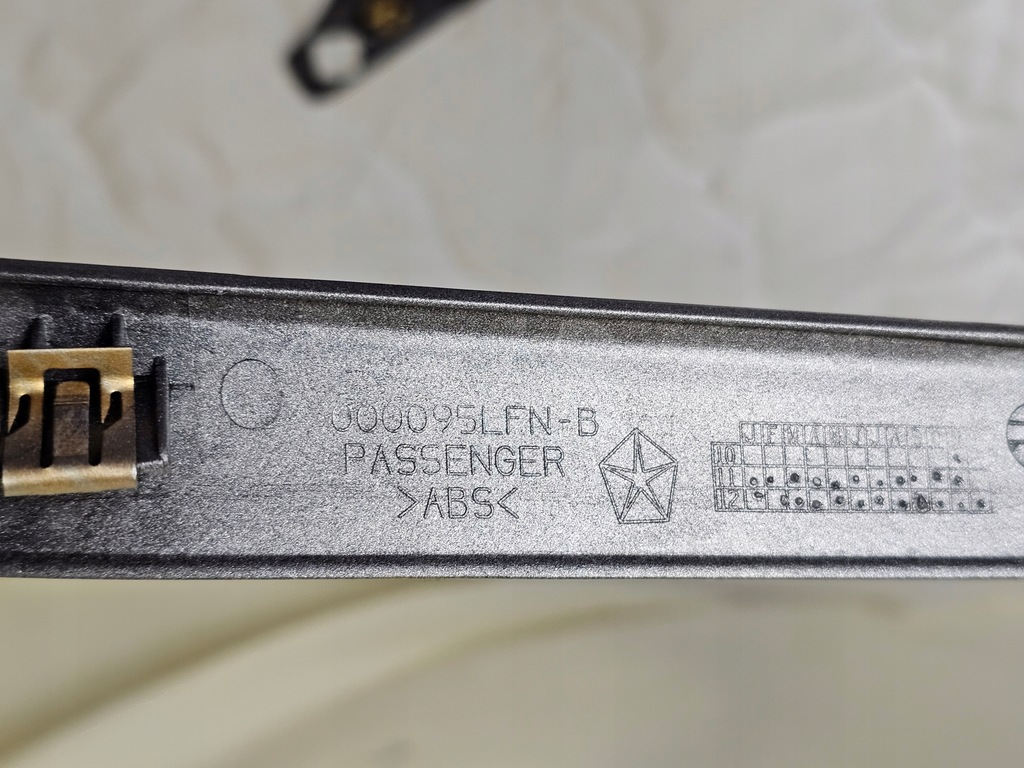 фото №6, Dekor молдинг захист консолі решітка обдув впуск fiat freemont