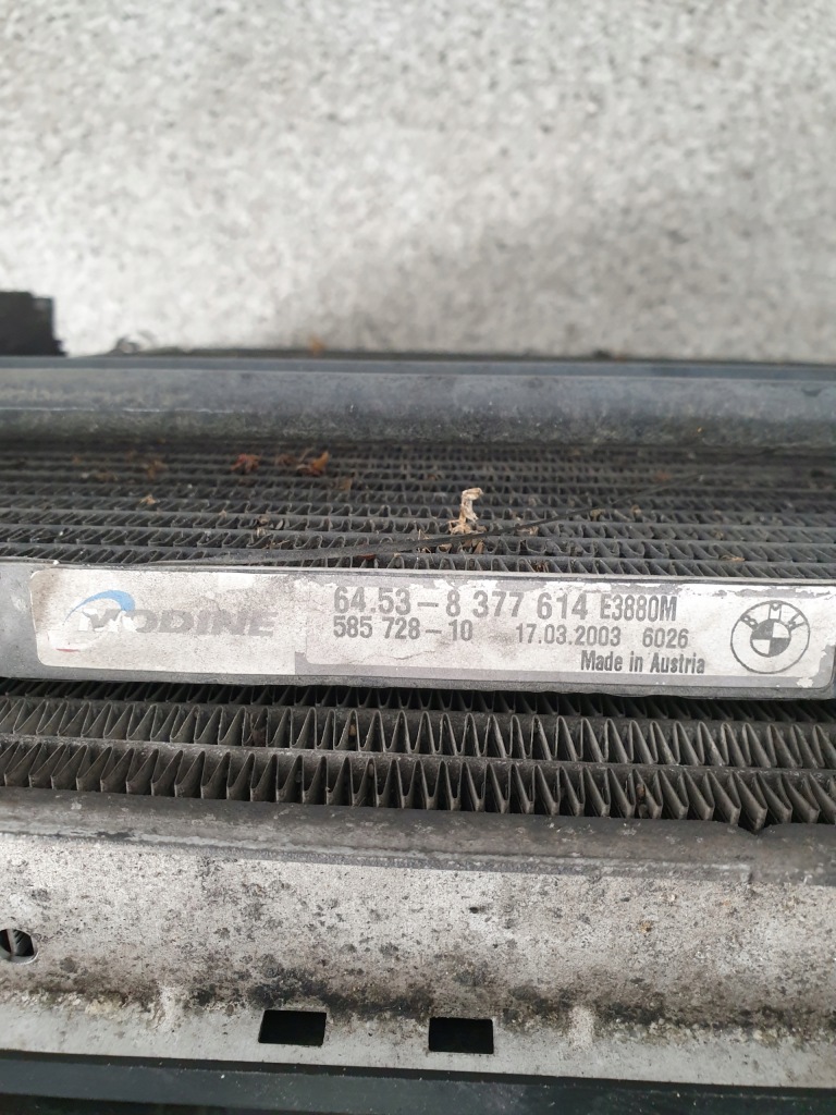 Радіатор води вентилятор bmw e46 Оригінал