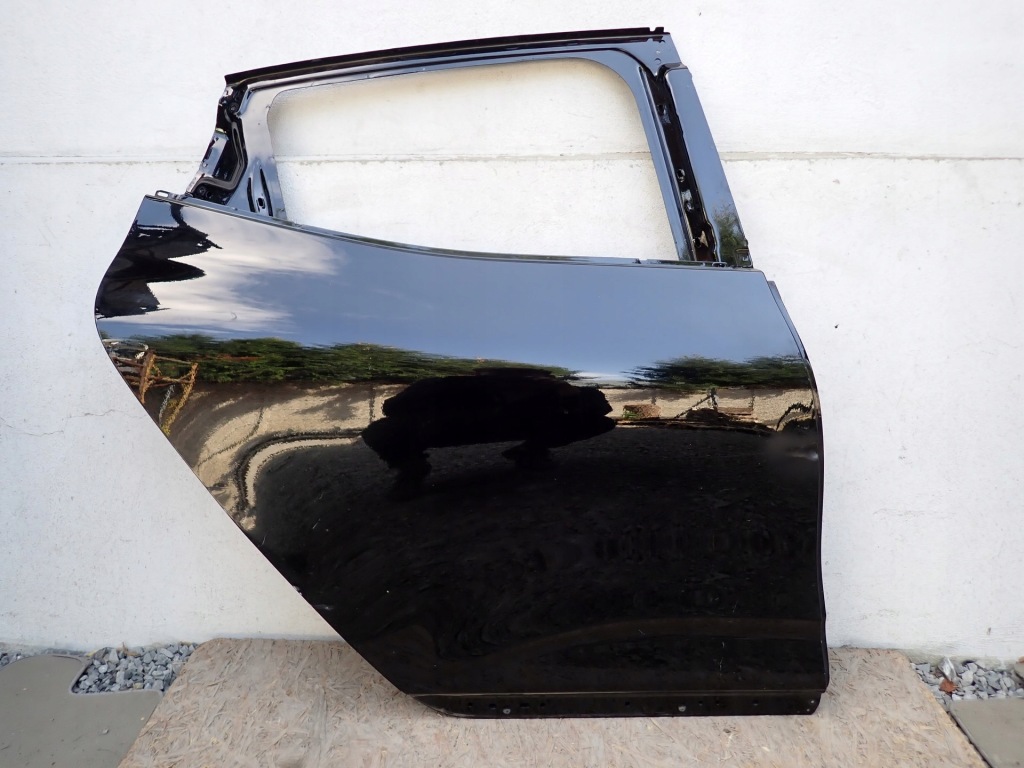 фото №1, Дверь правое задние правый задняя renault clio v b7 2019- 821008513r