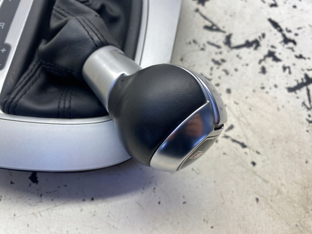 фото №5, Audi a3 8p чехол ручка s-tronic 8p1713463a