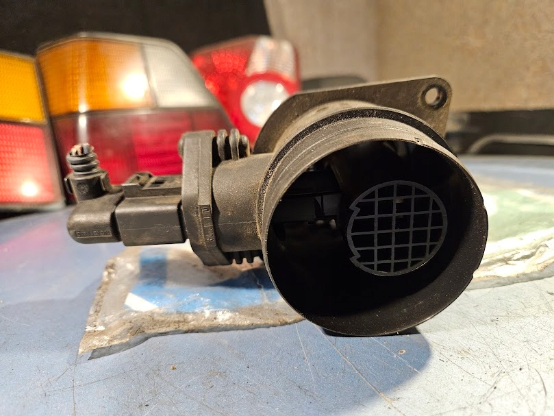 Витратомір 1.4tdi vw audi 4pin 0281002531 038906461b Оригінал