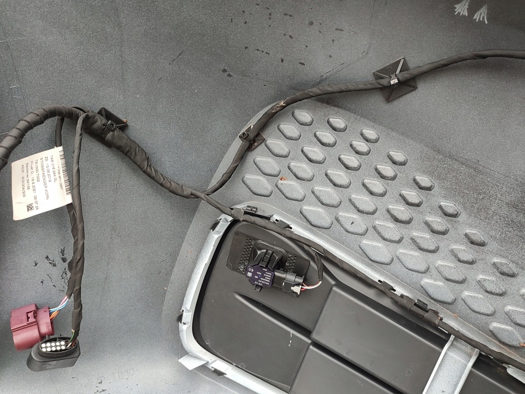 фото №11, Бампер передній kompletny 4 pdc світлодіоди білий vw id3 id.3 2019- 10a idealny