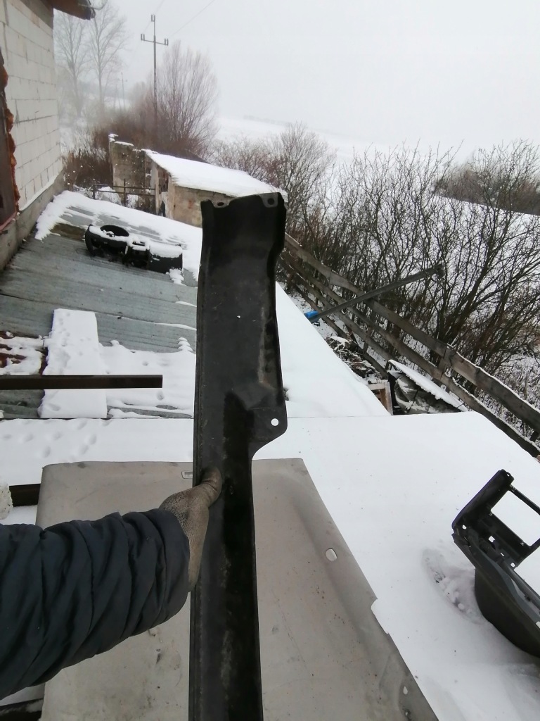 фото №5, Pas передний нижний mazda 323 bd