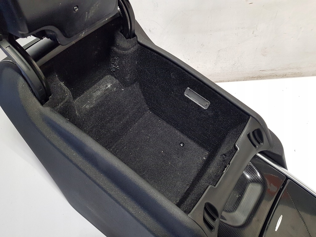 фото №5, Подлокотник mercedes w251 туннель средний