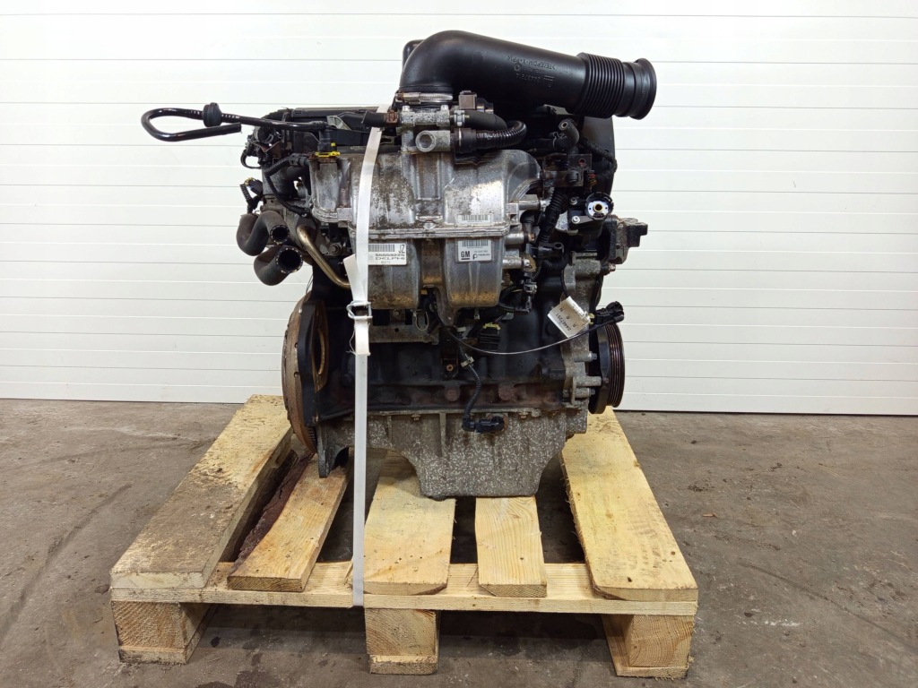 Двигатель комплектный  z16xep opel astra h zafira b vectra b 1.6 16v Киев